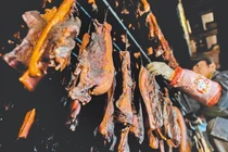 Ghê rợn cách bảo quản thịt bằng thuốc trừ sâu 