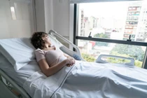 Làm điều này mỗi đêm, cô gái 20 tuổi lên cơn động kinh cực sợ 