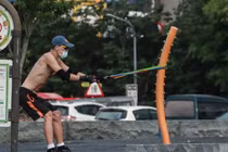 Đeo khẩu trang tuyệt đối đừng tập 5 động tác này kẻo tiêu hao thể lực