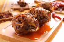 Ghê rợn món đầu thỏ sốt cay, mới nhìn đã run rẩy chân tay 