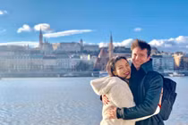 MC Hoàng Oanh phát tướng khi mang thai với chồng Tây 