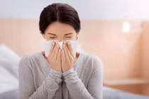 Nghẹt mũi tưởng dị ứng ai ngờ ung thư, xem ngay 5 dấu hiệu 