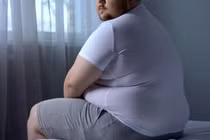 Bố mẹ nặng hơn 170kg, bỏ đói con gái đến chết gây phẫn nộ 