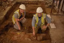 Trộm ATM, vô tình… sụp hầm kho báu