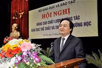 Phụ huynh cho con chơi điện thoại ít đi, dành thời gian tập thể dục