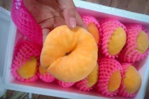 Hãi hùng cherry Mỹ rẻ bèo, đào Tây Ban Nha hoá ra hàng...Tàu