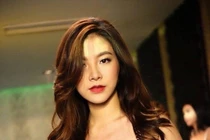 Cùng sếp lên bar gặp ngay bạn gái, tôi thẫn thờ biết thân thế của người yêu lương 5 triệu