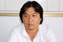 Đưa hàng xóm đi cấp cứu, nam thanh niên bị đâm chết