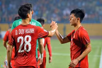 Chấn thương của Đình Trọng thành mãn tính nhưng không đáng lo