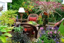 Nhà mẹ đẻ cách 20 km nhưng 5 năm tôi chưa được về ăn Tết