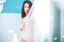 Khoe thân phản cảm, mỹ nhân Thương nhớ ở ai vẫn khẳng định ảnh trong sáng