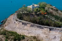 Nha Trang: Nhan nhản chuyện "cạo trọc" núi để làm bất động sản 