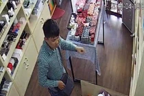 Nam thanh niên nói tiếng Trung Quốc lừa tiền nhiều cửa hàng Đà Nẵng