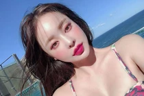 Hot girl Hàn Quốc hút vạn người hâm mộ nhờ đôi môi xinh như hoa