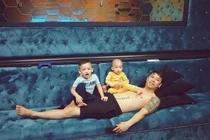 Vợ hot girl của ca sĩ Lê Hoàng khoe nhà tiền tỷ do ông xã tự thiết kế