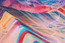 Chiêm ngưỡng ngọn núi “cầu vồng” có màu sắc sặc sỡ ở Peru