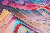 Chiêm ngưỡng ngọn núi “cầu vồng” có màu sắc sặc sỡ ở Peru