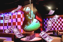 Quá rỗi hơi, dân mạng đem sâu bướm ra chế ảnh tơi bời