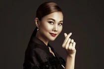 Cận cảnh nhà người đẹp sở hữu đôi chân tiền tỷ