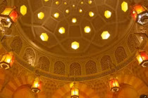 Ngắm mỹ nhân tại những bãi tắm tập thể đẹp nhất thế giới