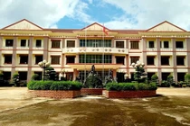 Cách chức Phó chủ tịch huyện chiếm 8 ha đất của lâm trường