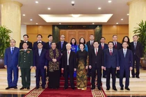 6 Ủy viên Bộ Chính trị khóa XII không tái cử nhận quyết định nghỉ chế độ