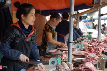 Bộ Nông nghiệp nói gì khi giá thịt lợn đột ngột tăng vọt?