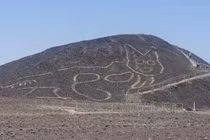 Bí ẩn loạt hình vẽ mặt đất khổng lồ gây “nhức não” cả thiên tài 