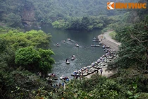 Danh thắng cực thiêng gần ngôi chùa lớn nhất thế giới ở Việt Nam 