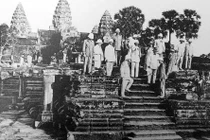 Ảnh độc: Chuyến phượt Campuchia năm 1921 của Nguyên soái Pháp