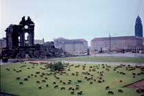 Bất ngờ vẻ đẹp cổ kính, lãng mạn của CHDC Đức năm 1960 