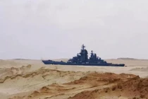 Hải quân Uzbekistan mua 40 tàu chiến, nhưng biển không còn!