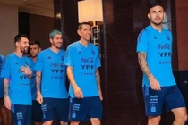 Lionel Messi hành động bất ngờ trước trận cầu trăm tỷ với Indonesia