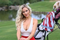 Nữ thần sân golf đau lòng nhớ lại scandal tống tiền bằng ảnh nóng