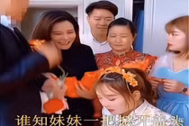 Cô dâu tát em chồng đau điếng trước mặt khách