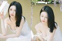 Diện váy trắng trễ nải, "gái một con" số 1 Trung Quốc gây xao xuyến