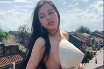 Thiếu nữ khoe thân chụp ảnh ở Hội An, Đà Lạt, Hải Phòng nóng dư luận