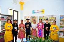 Trẻ em vùng cao được nuôi dưỡng văn hóa đọc bằng “Thư viện trên đá” 