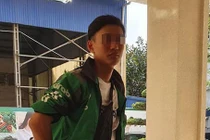 Khách nữ cuỗm iPhone X, tài xế Grabbike đến công an trình báo