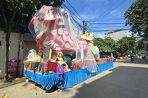 Xót xa xe đèn lồng khổng lồ ở Tuyên Quang "nằm đắp chiếu"