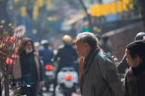 Hà Nội chiều 30 Tết, nhẹ nhàng và đầy chất thơ