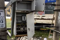 Nam thanh niên đốt trạm biến áp để sưởi ấm sau khi sử dụng ma túy