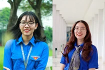 Nữ uỷ viên trẻ phát biểu tại lễ diễu binh, diễu hành 30/4