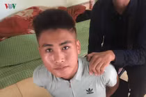 Nam thanh niên 15 tuổi dùng kéo uy hiếp bảo vệ, cướp siêu thị điện máy