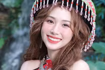 Tình cũ thủ môn Bùi Tiến Dũng hóa thiếu nữ vùng cao cực nuột 