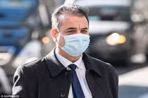 Bác sĩ gây mê rồi dùng “cách chữa bệnh đồi bại"