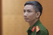 Cựu Tổng cục phó Tổng cục Tình báo Nguyễn Duy Linh bị truy tố tội nhận hối lộ