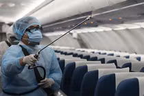 Cách ly 57 người liên quan vụ hành khách Nhật mắc COVID-19 đi Vietnam Airlines 