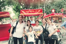 Bố mẹ đại gia Minh Nhựa và hôn nhân 40 đẹp đến ngưỡng mộ