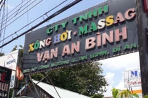 Điểm massage rẻ nhất vùng giáp ranh Sài Gòn, chiều cả tư thế 'bạo'